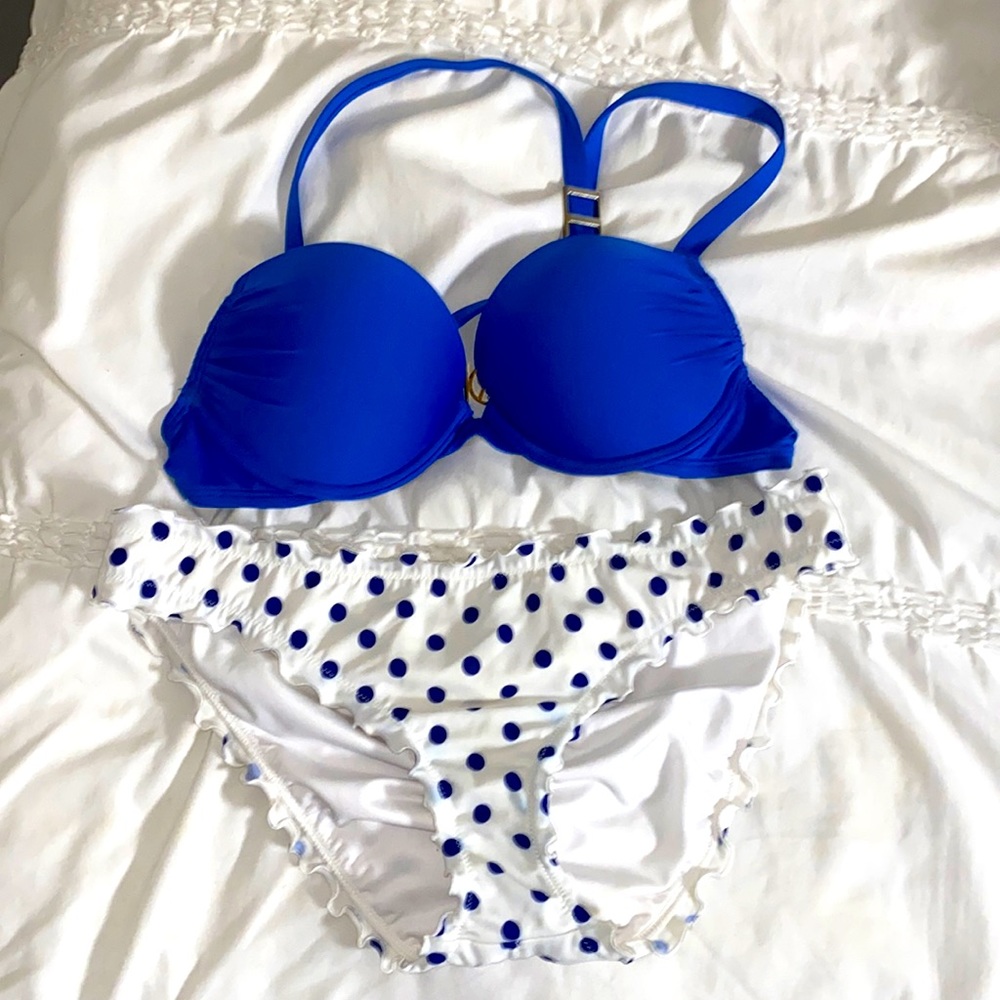 Victoria’s Secret bombshell bikini top only